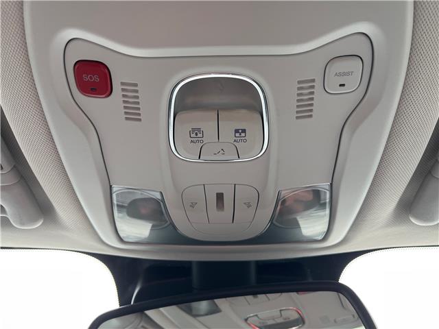 2021 Jeep Renegade Trailhawk (Stk: 25-412A) in Sarnia - Image 21 of 26