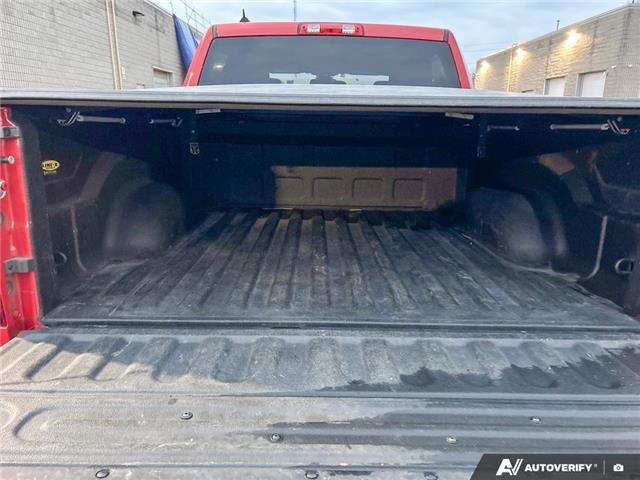 2022 RAM 1500 Classic SLT (Stk: 165104) in London - Image 12 of 26