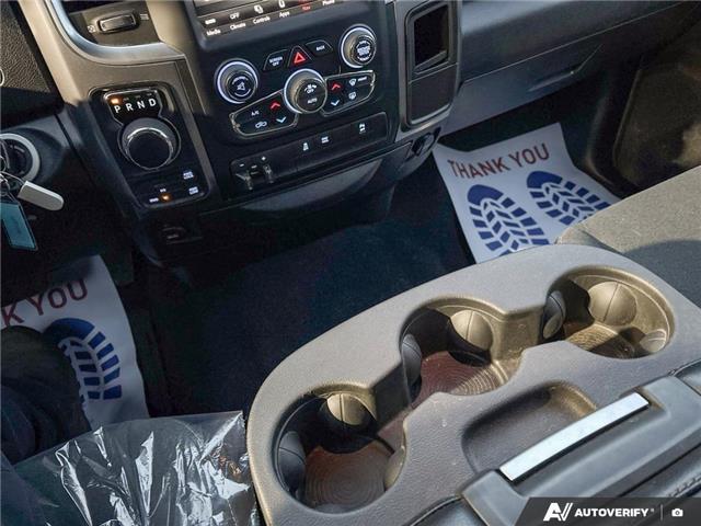 2022 RAM 1500 Classic SLT (Stk: 165104) in London - Image 18 of 26