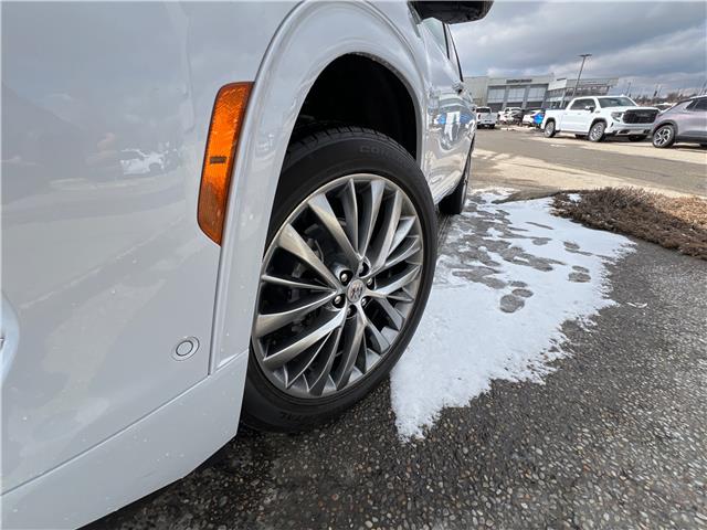 2026 Buick Enclave Avenir (Stk: TJ260457) in Calgary - Image 10 of 26