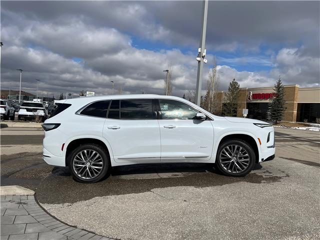 2026 Buick Enclave Avenir (Stk: TJ260457) in Calgary - Image 7 of 26