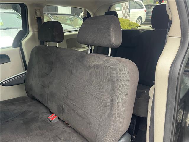 2012 Dodge Grand Caravan SE/SXT (Stk: D166857) in Scarborough - Image 10 of 16