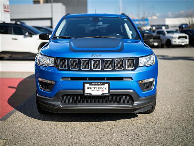 2021 Jeep Compass Sport (Stk: 30950) in Surrey - Image 2 of 16