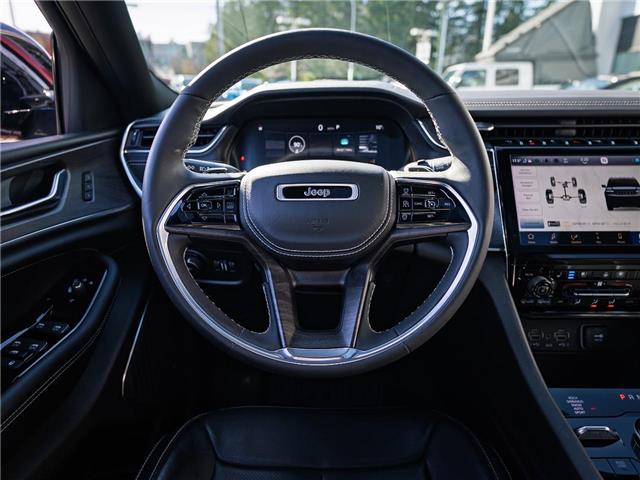 2023 Jeep Grand Cherokee Overland (Stk: S611810A) in Surrey - Image 10 of 22