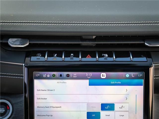 2023 Jeep Grand Cherokee Overland (Stk: S611810A) in Surrey - Image 13 of 22