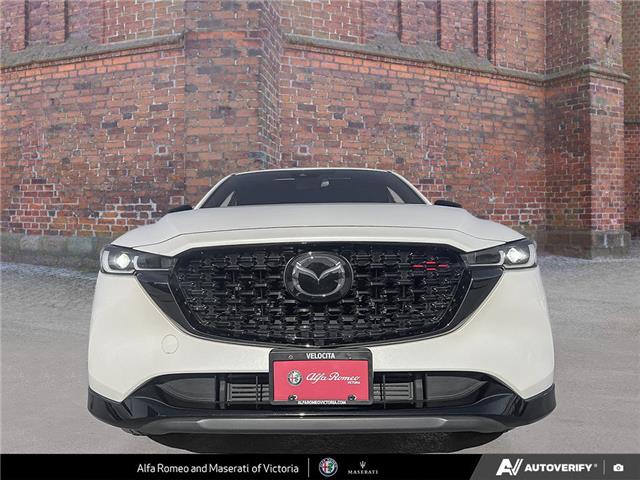 2022 Mazda CX-5 Sport Design w/Turbo (Stk: 912182) in Victoria - Image 2 of 24