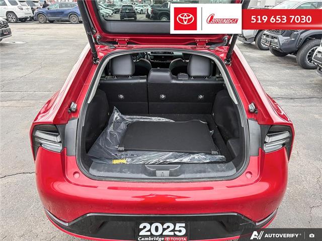 2025 Toyota Prius Plug-In Hybrid XSE Premium (Stk: 2602051) in Cambridge - Image 12 of 25