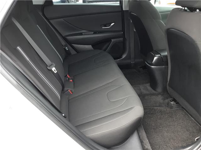 2021 Hyundai Elantra Preferred w/Sun & Tech Pkg (Stk: 26352A) in Cornwall - Image 18 of 30