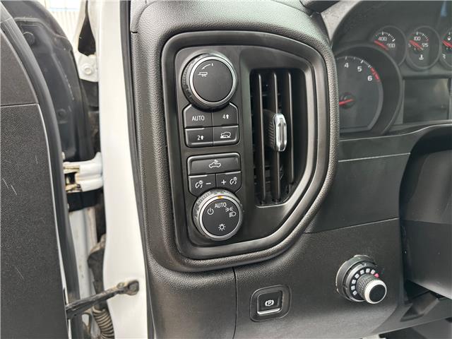 2019 Chevrolet Silverado 1500 Silverado Custom (Stk: TK296869) in Caledonia - Image 27 of 40