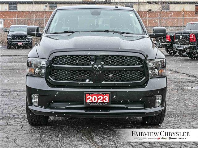 2023 RAM 1500 Classic Tradesman (Stk: U21580) in Burlington - Image 2 of 27