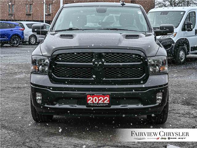 2022 RAM 1500 Classic SLT (Stk: U21567) in Burlington - Image 2 of 32