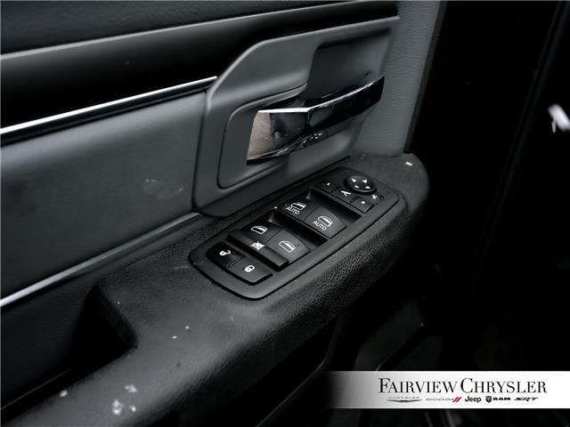 2022 RAM 1500 Classic SLT (Stk: U21567) in Burlington - Image 17 of 32