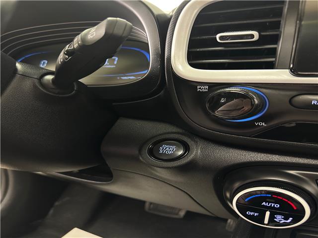 2024 Hyundai Venue Ultimate w/Black Interior (IVT) (Stk: 43637J) in Belleville - Image 20 of 32