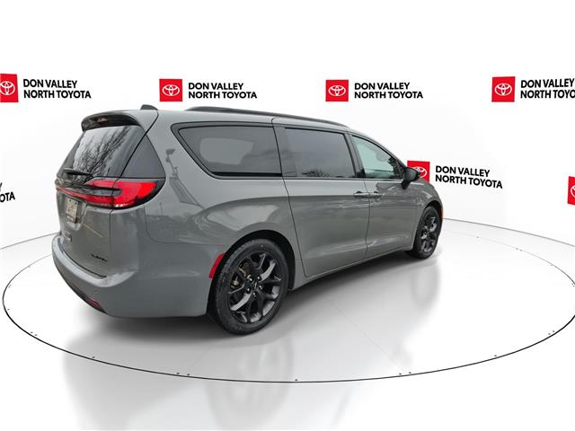 2025 Chrysler Pacifica Limited (Stk: 10U6476) in Markham - Image 8 of 35