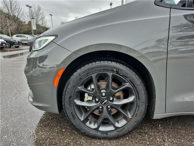 2025 Chrysler Pacifica Limited (Stk: 10U6476) in Markham - Image 10 of 35
