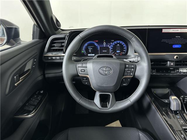 2026 Toyota Crown Signia Limited (Stk: 10119857) in Markham - Image 11 of 21