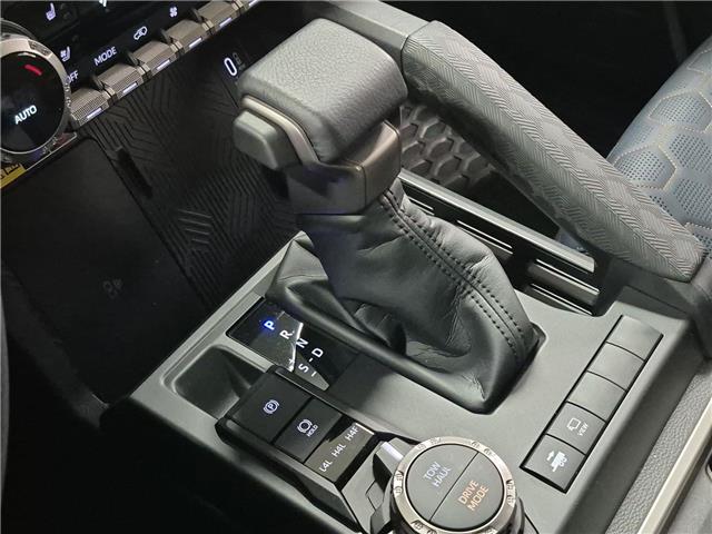 2025 Toyota 4Runner Hybrid Base (Stk: 10U6494) in Markham - Image 22 of 35