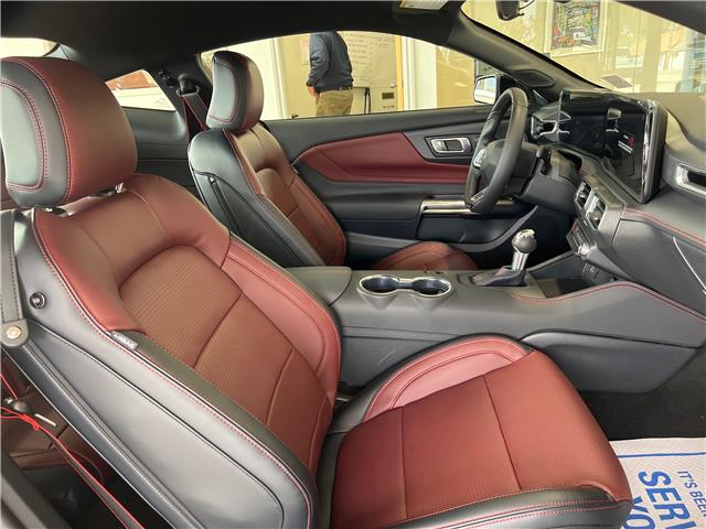 2026 Ford Mustang EcoBoost Premium (Stk: 26C986) in CRESTON - Image 14 of 15