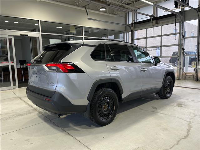 2021 Toyota RAV4 XLE (Stk: Y26102A) in Mississauga - Image 5 of 22