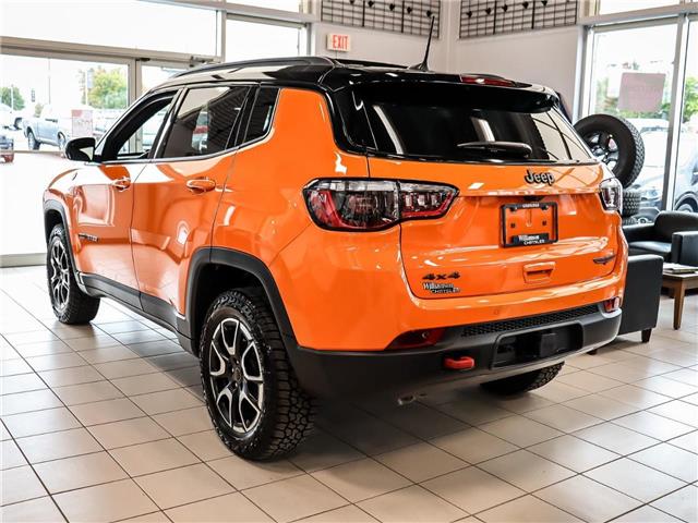 2026 Jeep Compass Trailhawk (Stk: 26-041D) in Uxbridge - Image 2 of 20