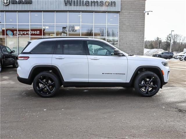 2026 Jeep Grand Cherokee Base (Stk: 26-521D) in Uxbridge - Image 4 of 27
