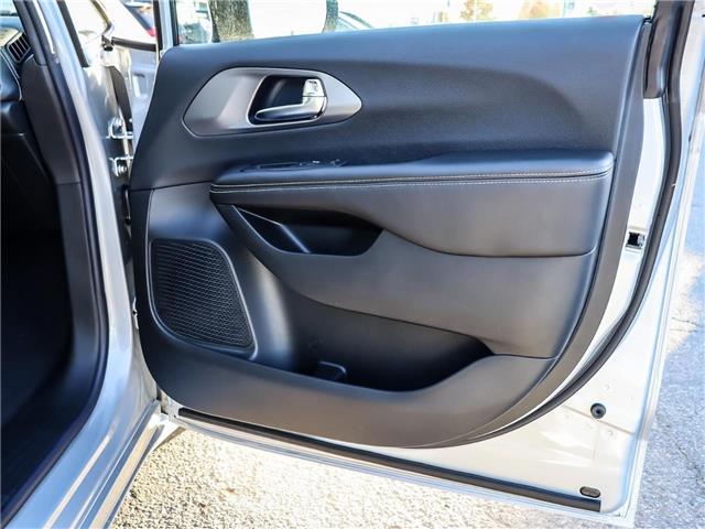 2026 Chrysler Pacifica Select (Stk: 26-061D) in Uxbridge - Image 18 of 25