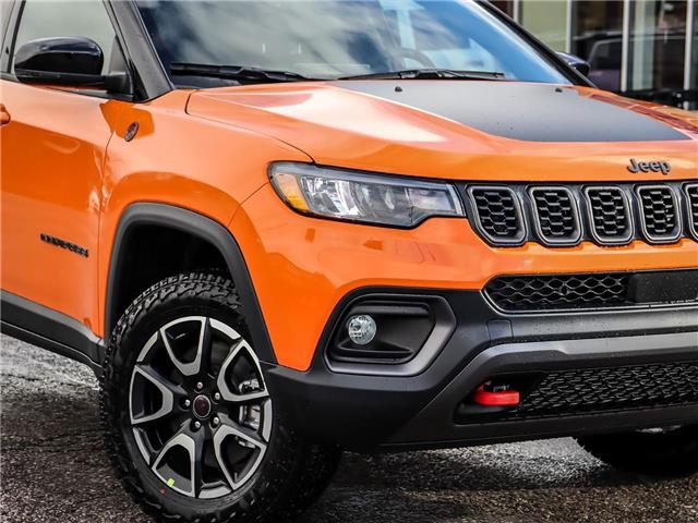 2026 Jeep Compass Trailhawk (Stk: 26-095D) in Uxbridge - Image 2 of 24