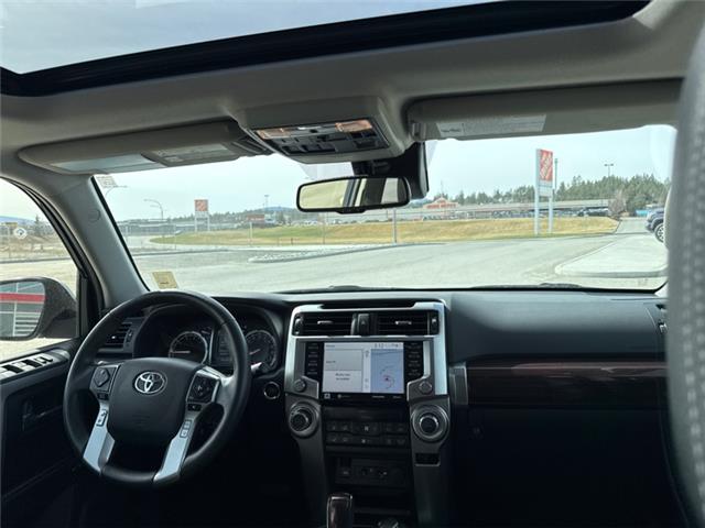2021 Toyota 4Runner Base (Stk: S697979A) in Cranbrook - Image 10 of 22