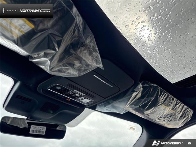 2026 Lincoln Navigator L Reserve (Stk: 6LN4715) in Brantford - Image 18 of 22