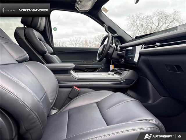 2026 Lincoln Navigator L Reserve (Stk: 6LN4715) in Brantford - Image 19 of 22