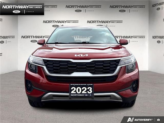 2023 Kia Seltos LX (Stk: 6BR7947A) in Brantford - Image 2 of 22