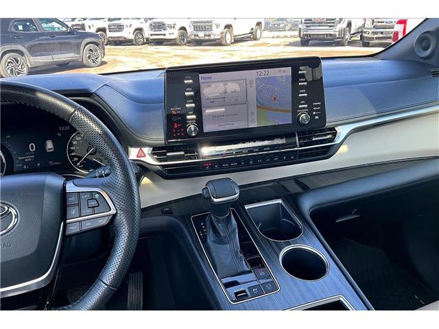 2021 Toyota Sienna Limited 7-Passenger (Stk: 34132U) in Calgary - Image 6 of 35