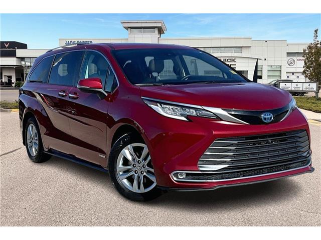 2021 Toyota Sienna Limited 7-Passenger (Stk: 34132U) in Calgary - Image 11 of 35