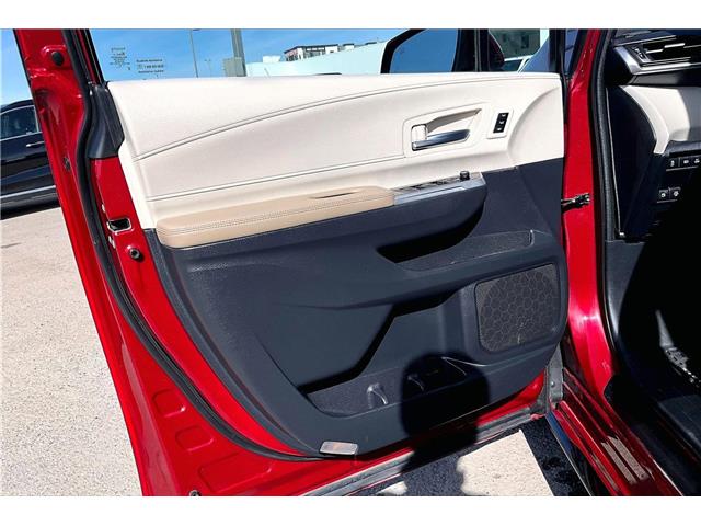 2021 Toyota Sienna Limited 7-Passenger (Stk: 34132U) in Calgary - Image 18 of 35