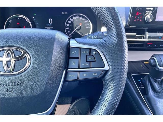2021 Toyota Sienna Limited 7-Passenger (Stk: 34132U) in Calgary - Image 21 of 35