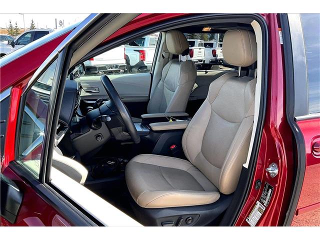 2021 Toyota Sienna Limited 7-Passenger (Stk: 34132U) in Calgary - Image 27 of 35