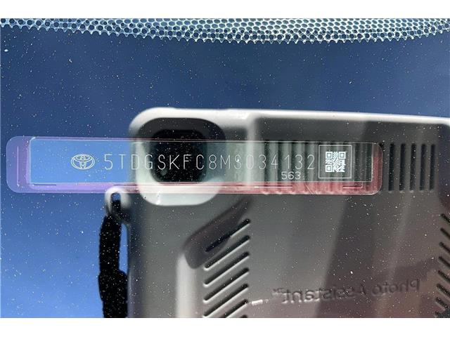 2021 Toyota Sienna Limited 7-Passenger (Stk: 34132U) in Calgary - Image 35 of 35