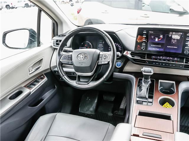 2022 Toyota Sienna XLE 8-Passenger (Stk: 15-U1279) in London - Image 6 of 29