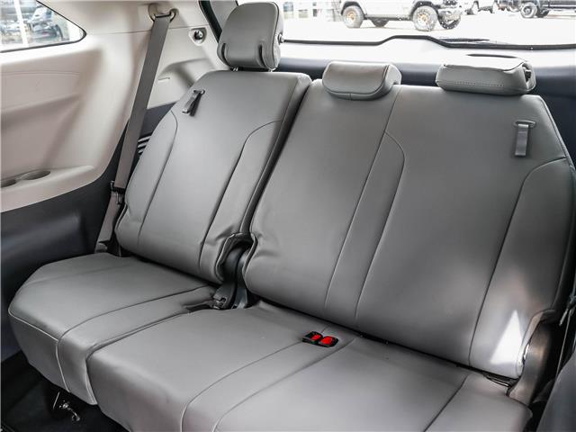 2022 Toyota Sienna XLE 8-Passenger (Stk: 15-U1279) in London - Image 18 of 29