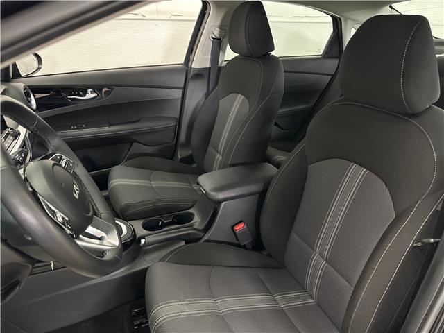 2023 Kia Forte EX (Stk: 43679J) in Belleville - Image 12 of 30