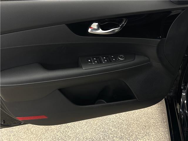 2023 Kia Forte EX (Stk: 43679J) in Belleville - Image 14 of 30