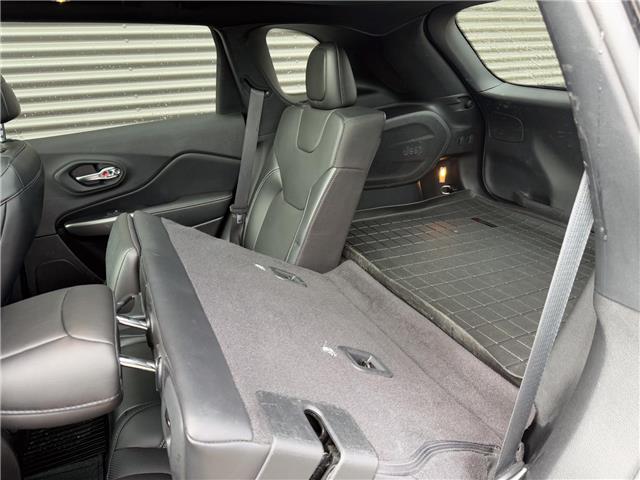 2021 Jeep Cherokee North (Stk: 26206A) in London - Image 13 of 27