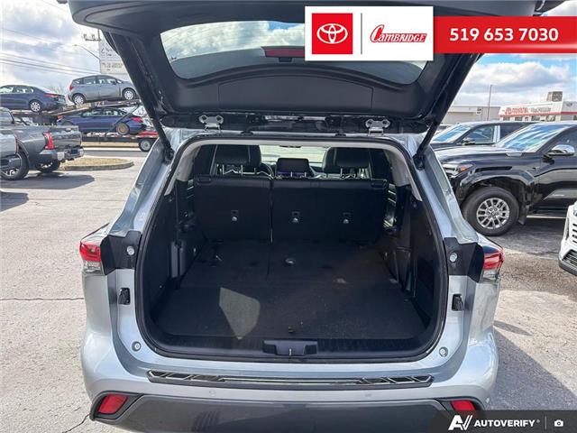 2024 Toyota Highlander Limited (Stk: 2600831) in Cambridge - Image 12 of 25