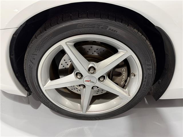 2011 Chevrolet Corvette Base (Stk: 102317) in Watford - Image 14 of 29