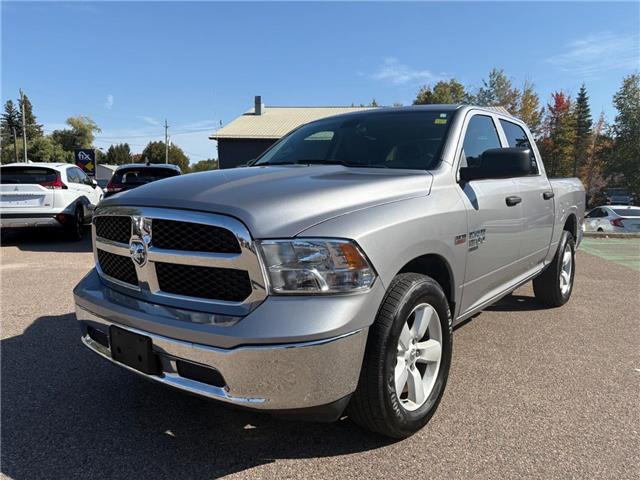 2022 RAM 1500 Classic SLT (Stk: P552) in Pembroke - Image 3 of 18