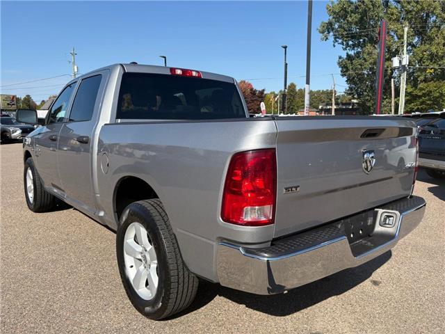 2022 RAM 1500 Classic SLT (Stk: P552) in Pembroke - Image 5 of 18