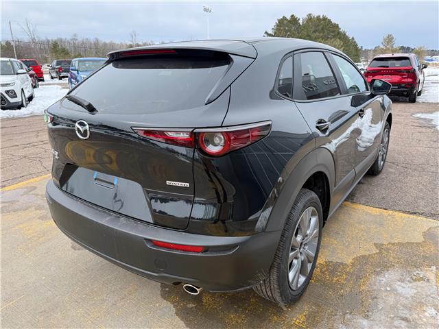 2026 Mazda CX-30 GS (Stk: 226-24) in Pembroke - Image 4 of 7
