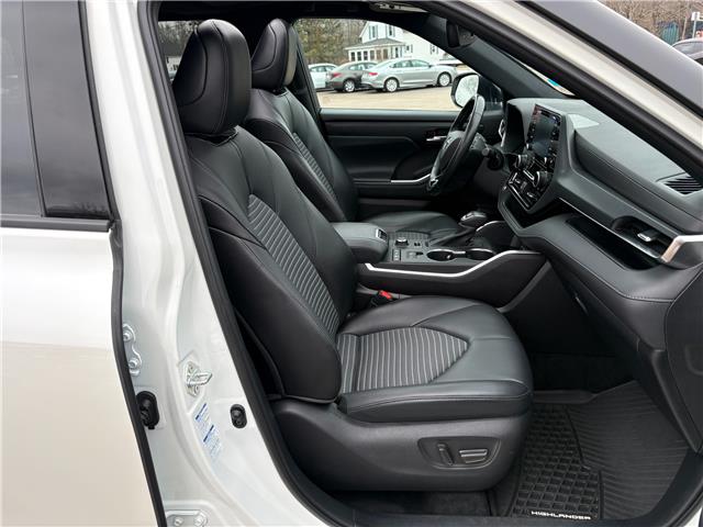 2021 Toyota Highlander XSE (Stk: A-140579) in Moncton - Image 17 of 20