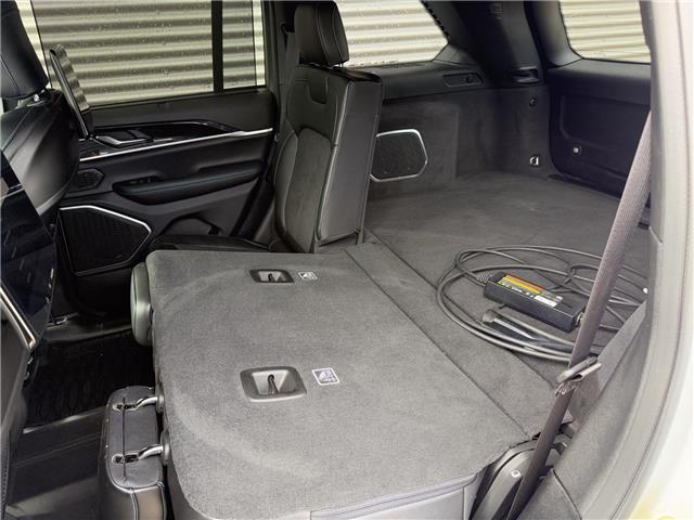 2023 Jeep Grand Cherokee 4xe Trailhawk (Stk: 25528A) in London - Image 12 of 30