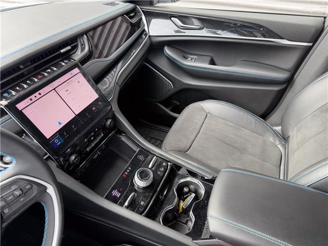 2023 Jeep Grand Cherokee 4xe Trailhawk (Stk: 25528A) in London - Image 19 of 30
